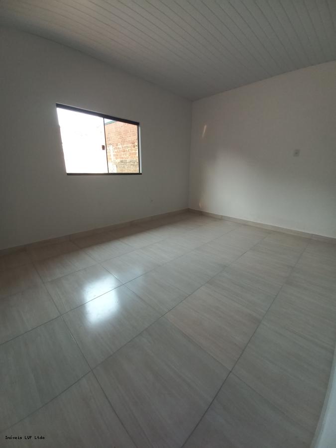 Casa à venda com 3 quartos, 250m² - Foto 5