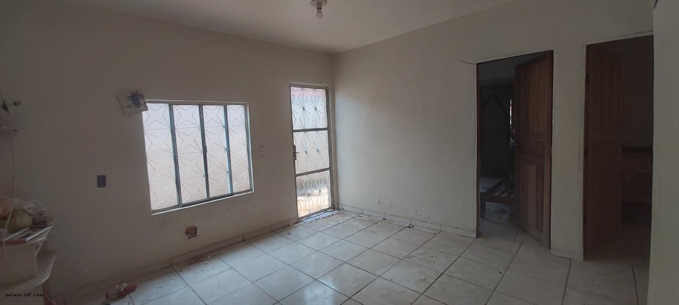 Casa à venda com 3 quartos, 300m² - Foto 24