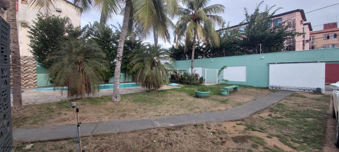 Casa à venda com 3 quartos, 600m² - Foto 18